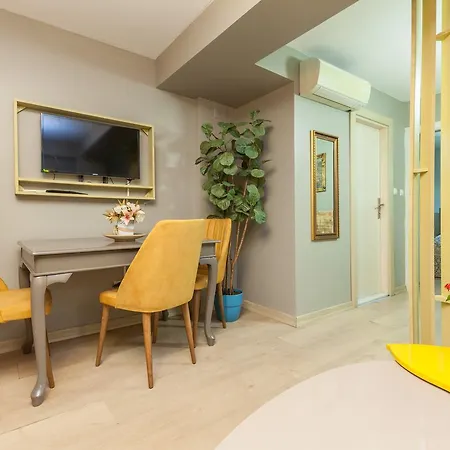 Galata Pera Suites &