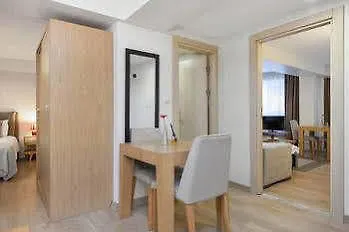 Galata Pera Suites & 2*