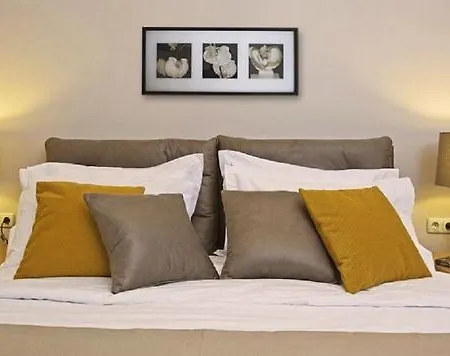 Galata Pera Suites & 2*