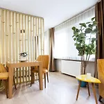 Ξενοδοχείο με διαμερίσματα Galata Pera Suites & 2*