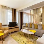Ξενοδοχείο με διαμερίσματα Galata Pera Suites & 2*