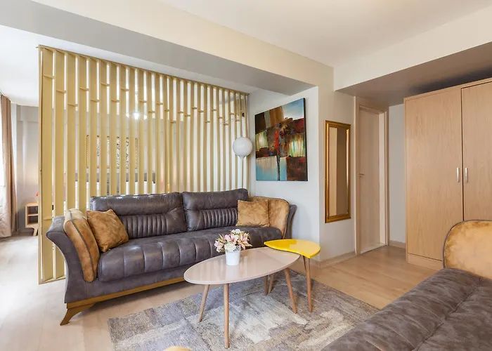 Galata Pera Suites & 2*